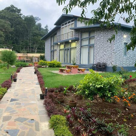 كوتاغيري Silvertip Cafe & Homestay المظهر الخارجي الصورة