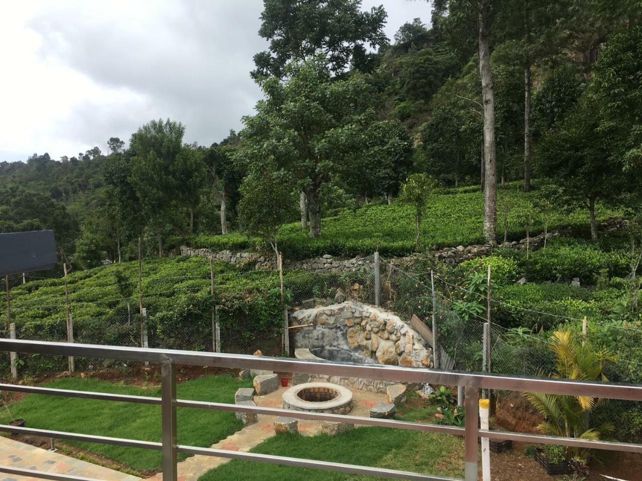 كوتاغيري Silvertip Cafe & Homestay المظهر الخارجي الصورة